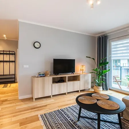 Komfortowy Z Parkingiem 弗罗茨瓦夫