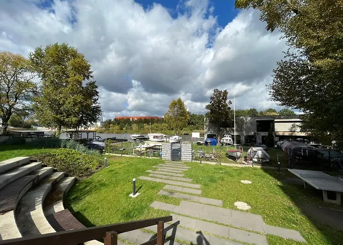 Komfortowy Z Parkingiem Apartamento